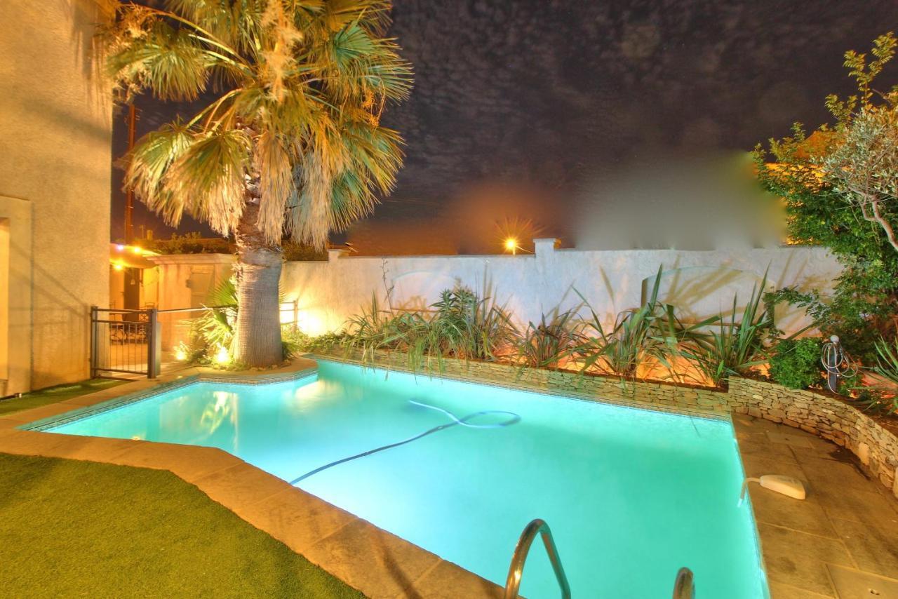 Maison Avec Piscine Et Jardin- 4 Chambres 8 Pers Cuers Ngoại thất bức ảnh