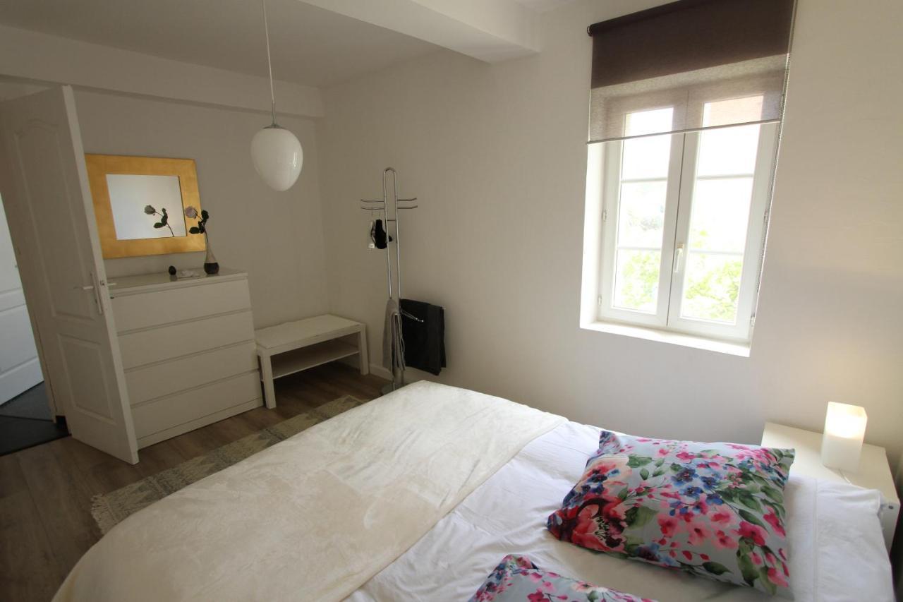 Maison Avec Piscine Et Jardin- 4 Chambres 8 Pers Cuers Ngoại thất bức ảnh